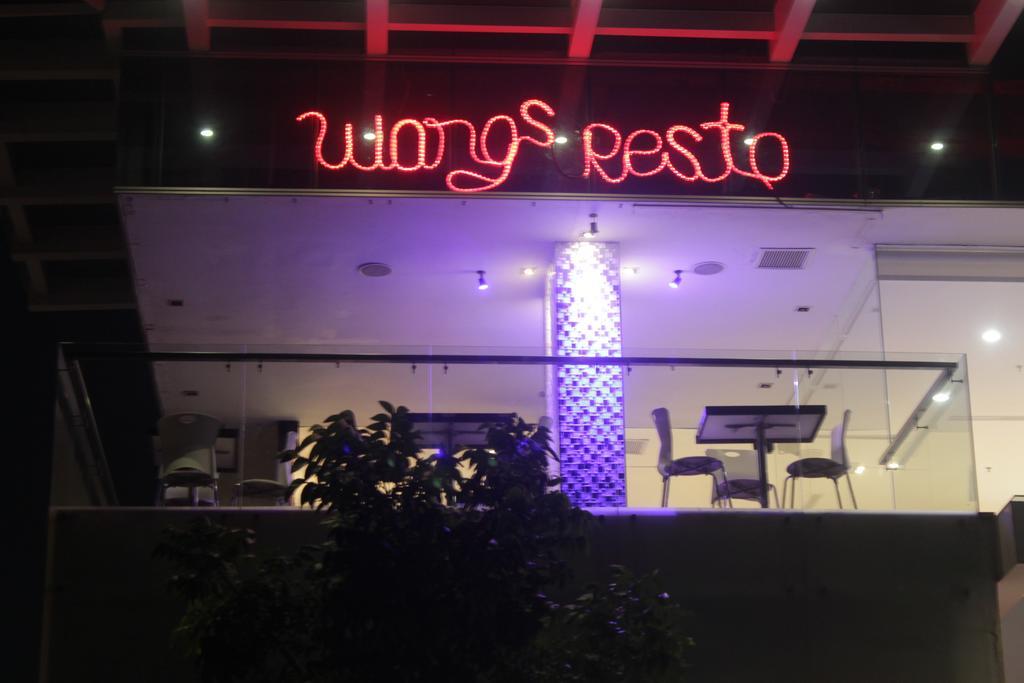 Redstar Hotel Jakarta Luaran gambar