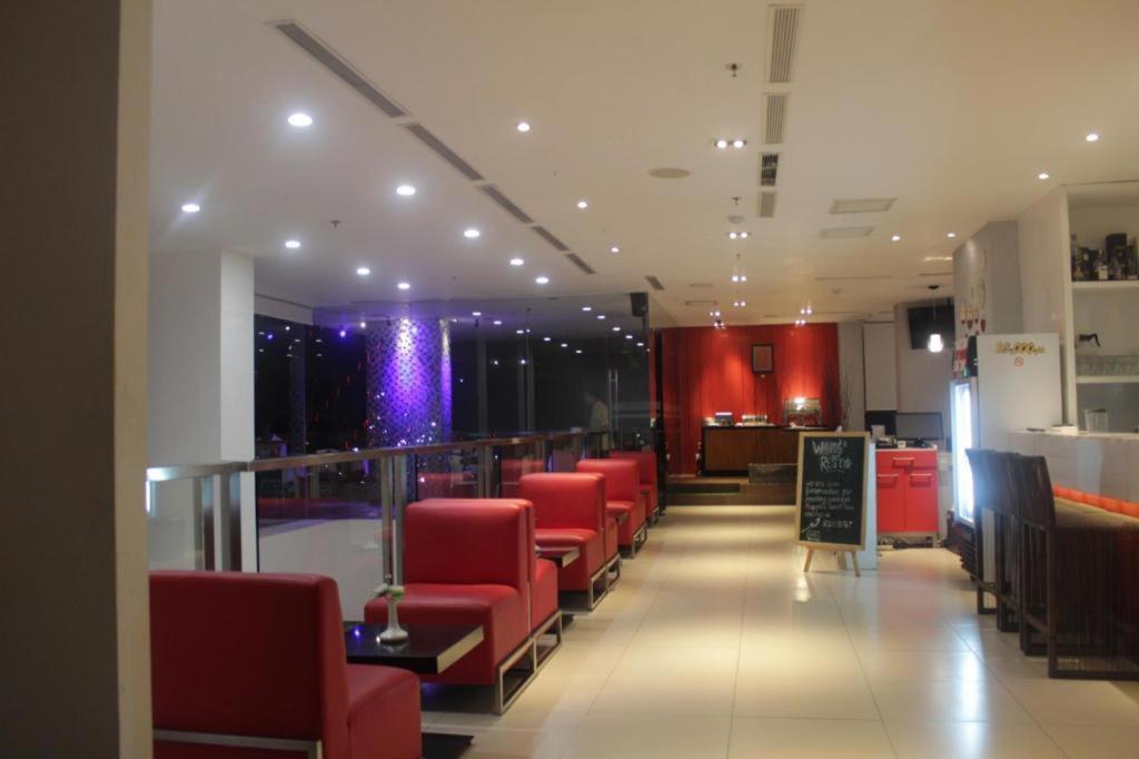 Redstar Hotel Jakarta Luaran gambar
