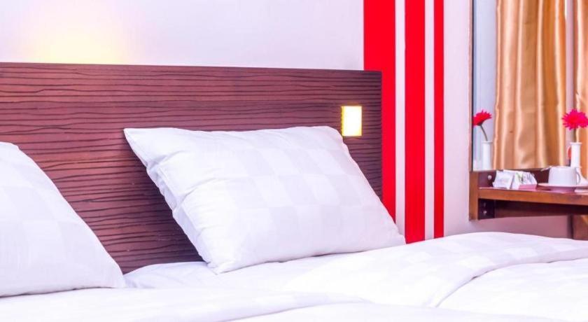Redstar Hotel Jakarta Luaran gambar